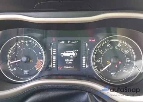 2014 Jeep Cherokee Latitude z USA, uszkodzony, nr VIN 1C4PJLCS3EW217119